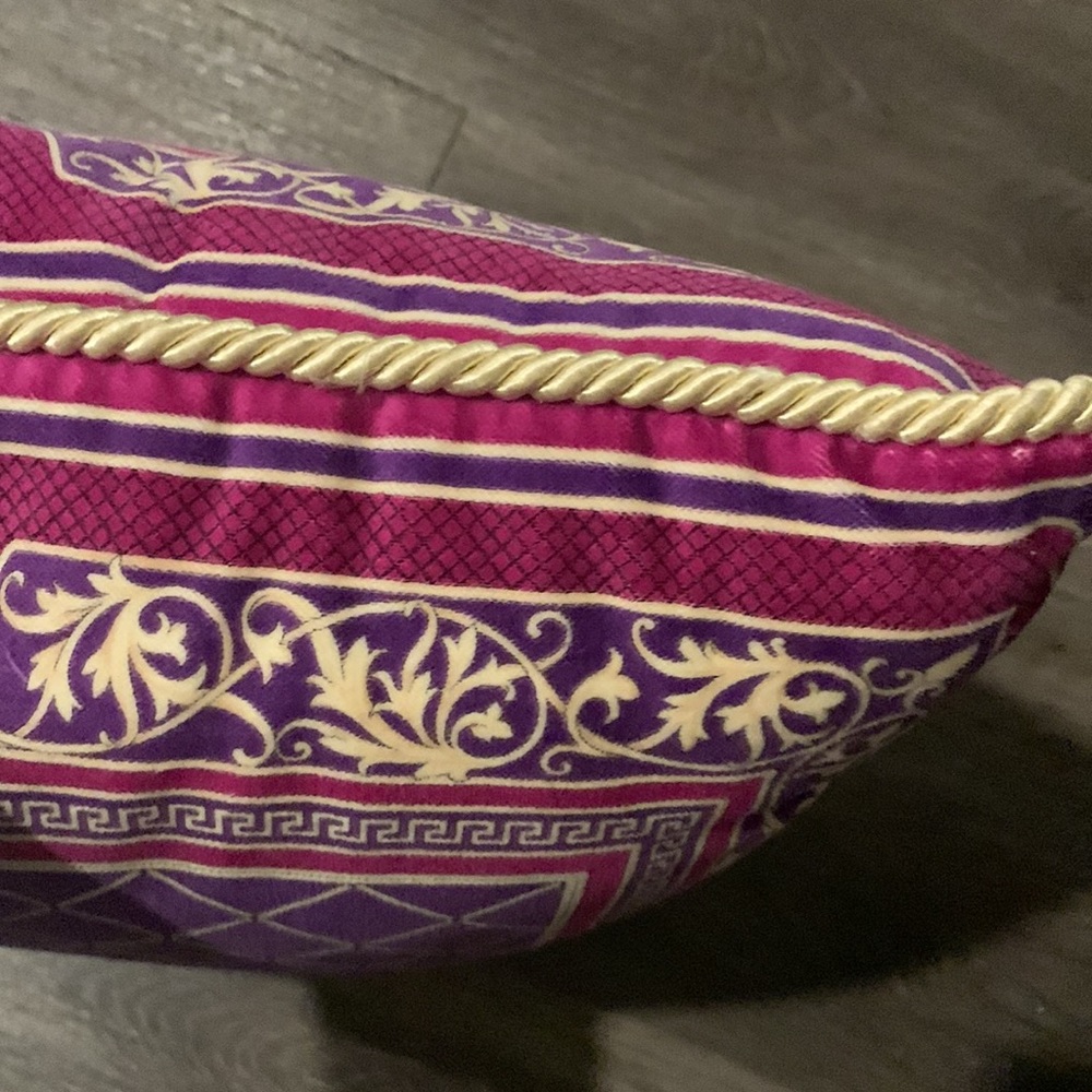 VERSACE pillow - Picture 4 of 6
